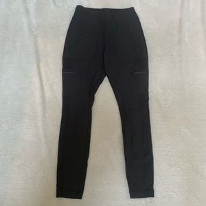Athleta Women’s Highline Hybrid cargo tight 868899